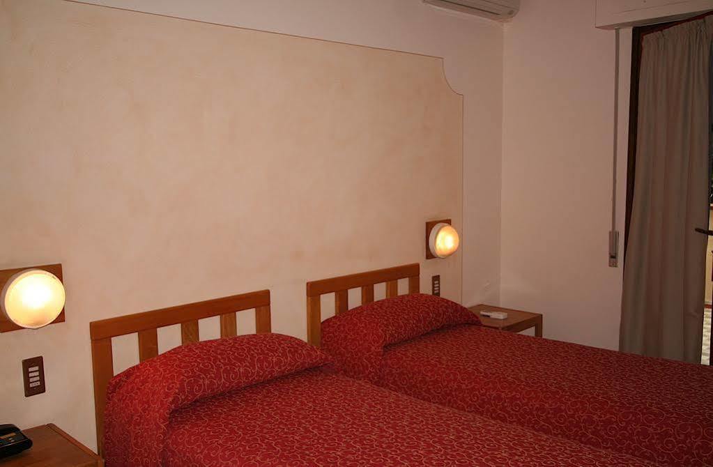 Hotel Adria & Resort Toscolano Maderno Dış mekan fotoğraf